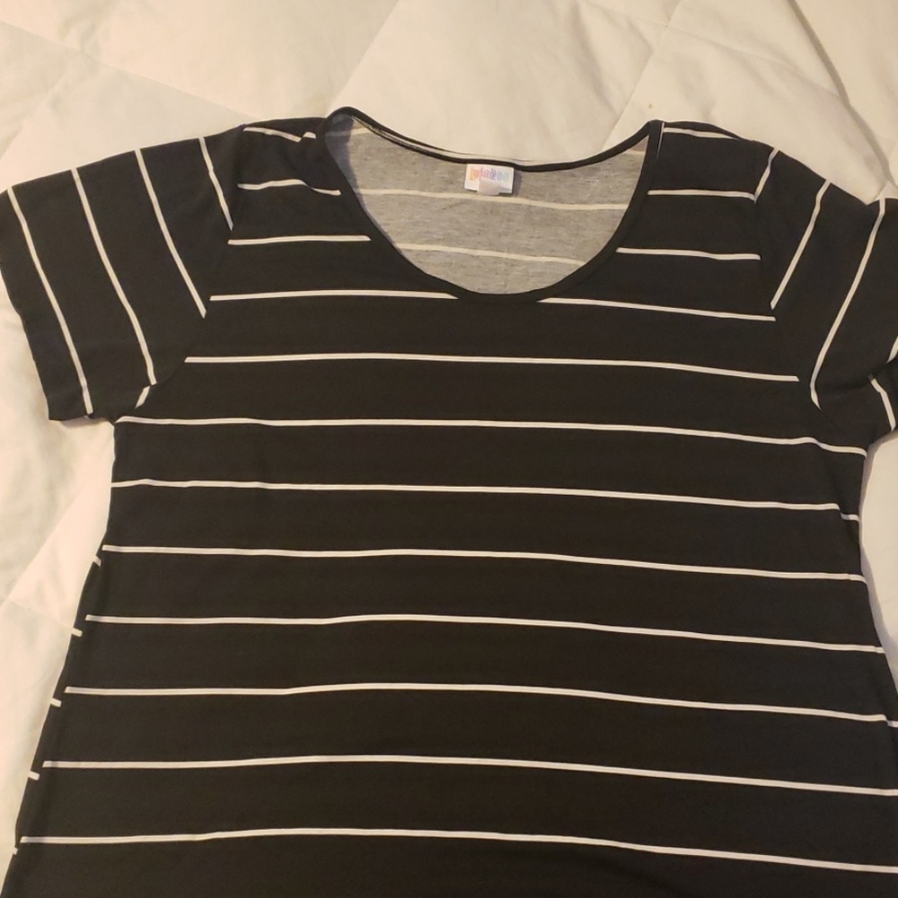 Black and white classic tee